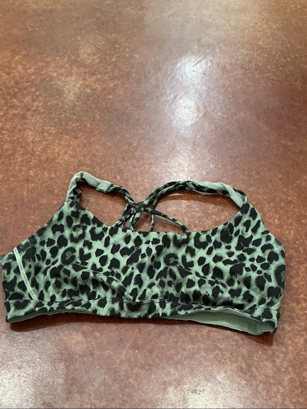 Victoria's Secret Green Leopard-Print Strappy Sports Bralette